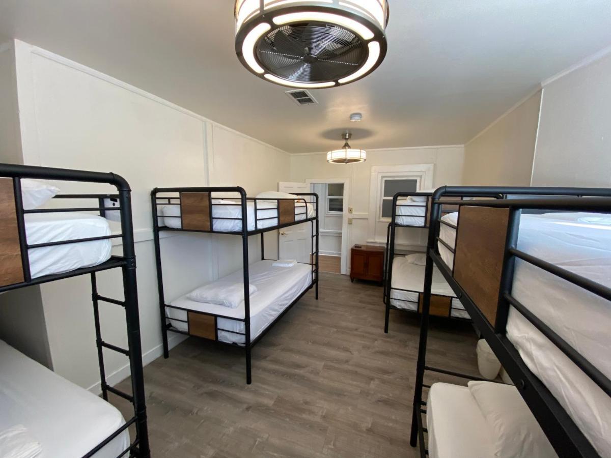 Howzit Hostels Wailuku Экстерьер фото